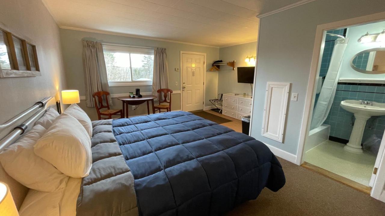 Bucksport Inn Ngoại thất bức ảnh