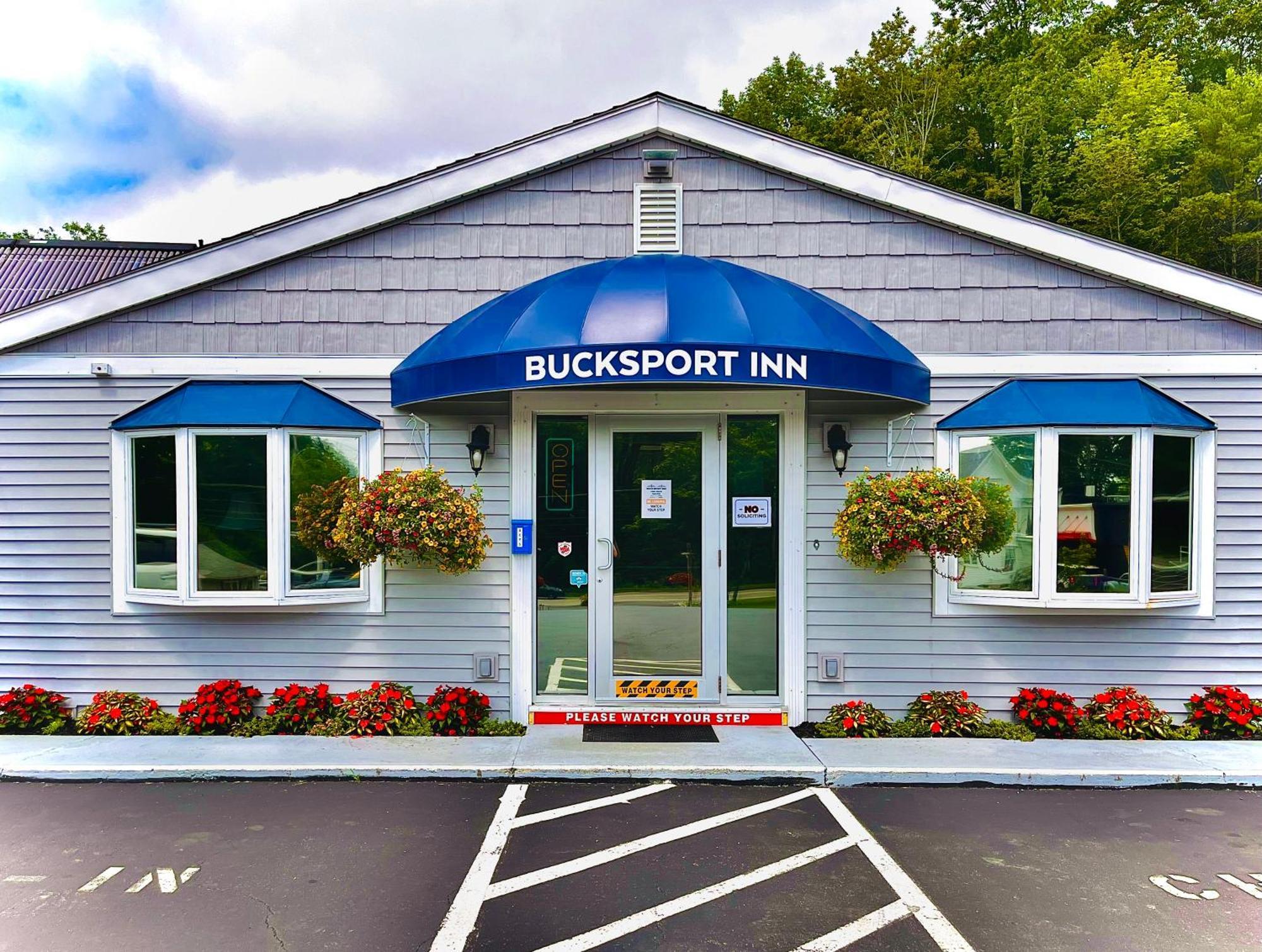 Bucksport Inn Ngoại thất bức ảnh